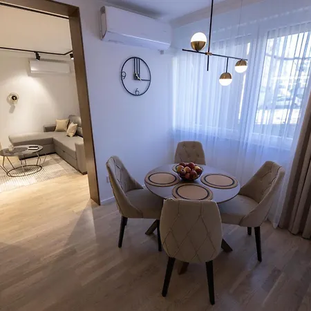 Vividlux 아파트 아란젤로바츠